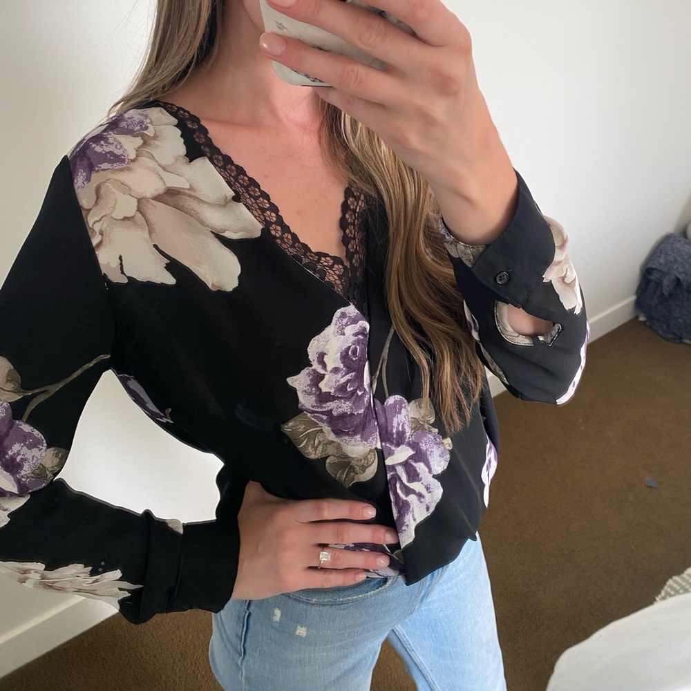 Floral Blouse - Dynamite - Size XS